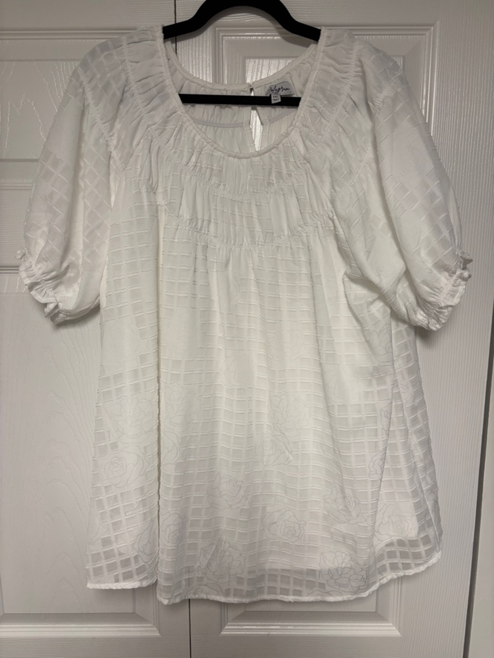 Polagram White Textured Puff-Sleeve Blouse